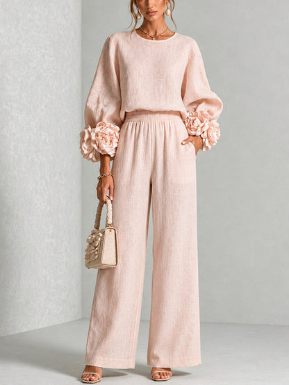 Lily | Two-piece set with floral cuffs